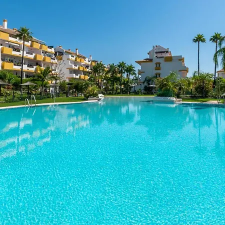 2br Calanova Grand Golf - Wifi/ac/pool Appartement